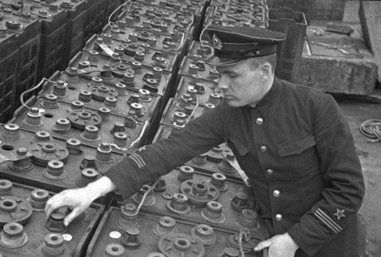 щука подводная лодка 1941. т. в е е щ к история. флот петра 1. в е е щ к история.