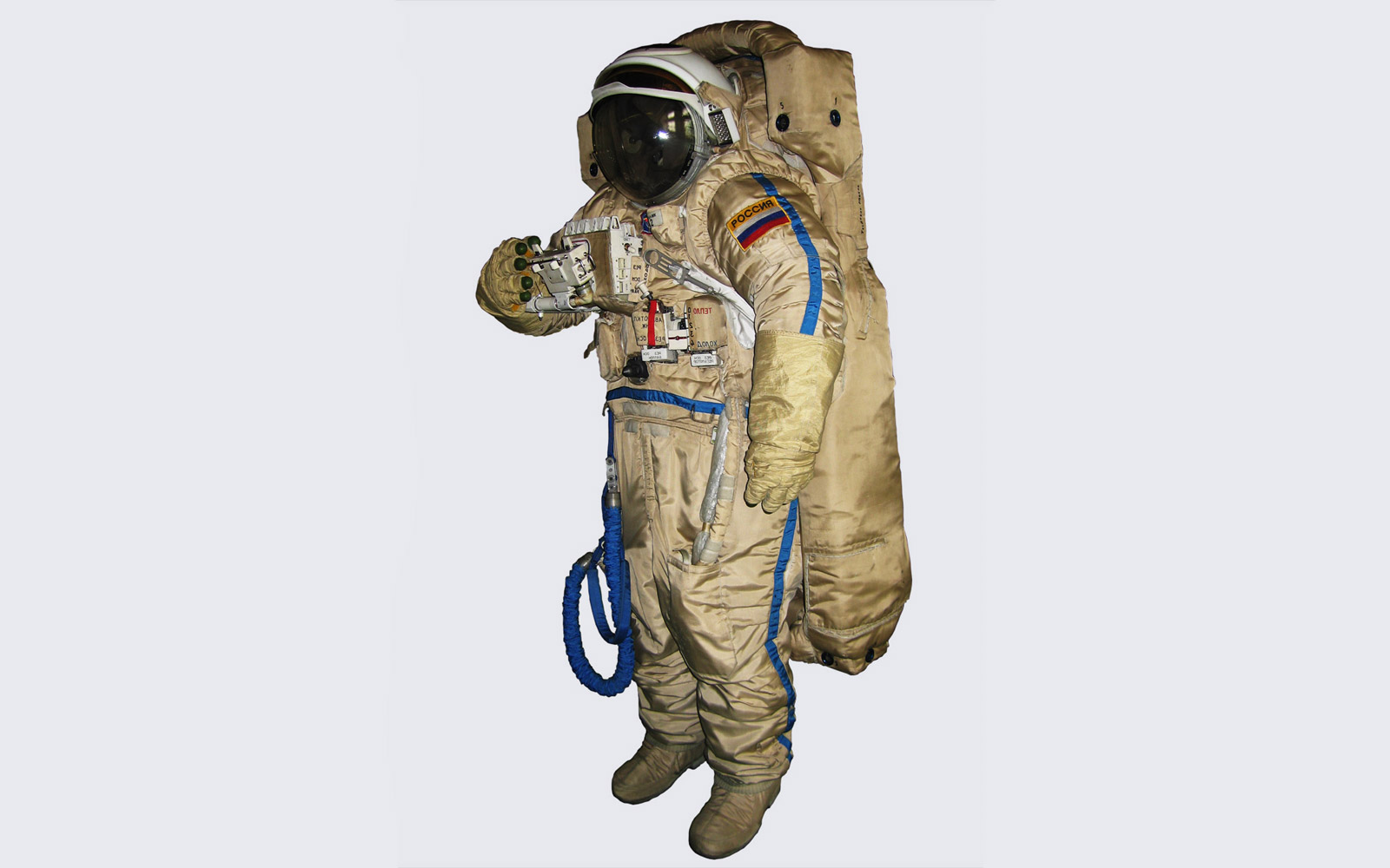 Зачем скафандр. Скафандр Орлан. Скафандр Космонавта. Космический скафандр Орлан. Орлан костюм Космонавта.