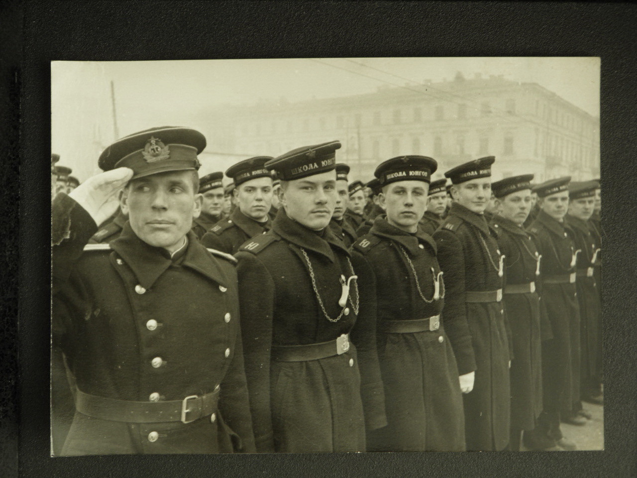 После юнга. Флот 1946 год. Мичман СССР форма Северного флота. Мичман в ВОВ. Мичман ВМФ 1943.