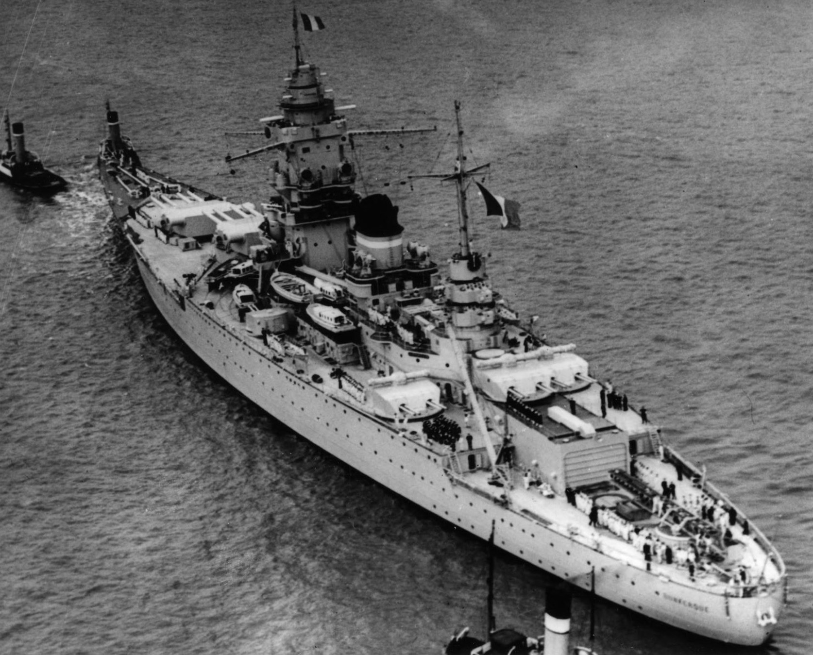 1674 x 1349] The Dunkerque-class battleships had quad